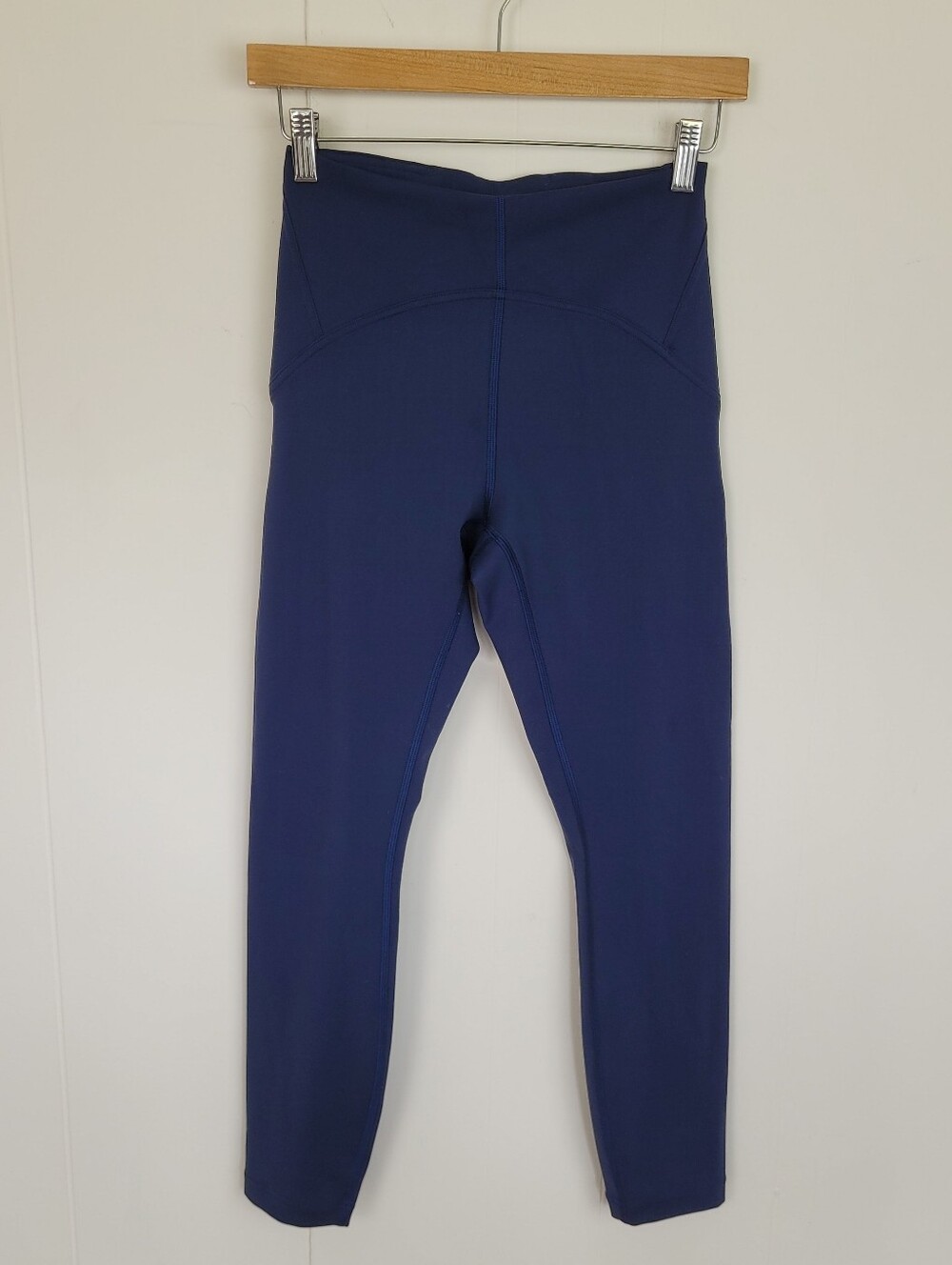 Lululemon Size 6 Blue High-Rise Leggings